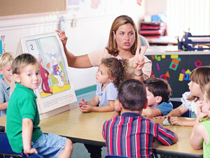 Letter J sound - phonics lesson